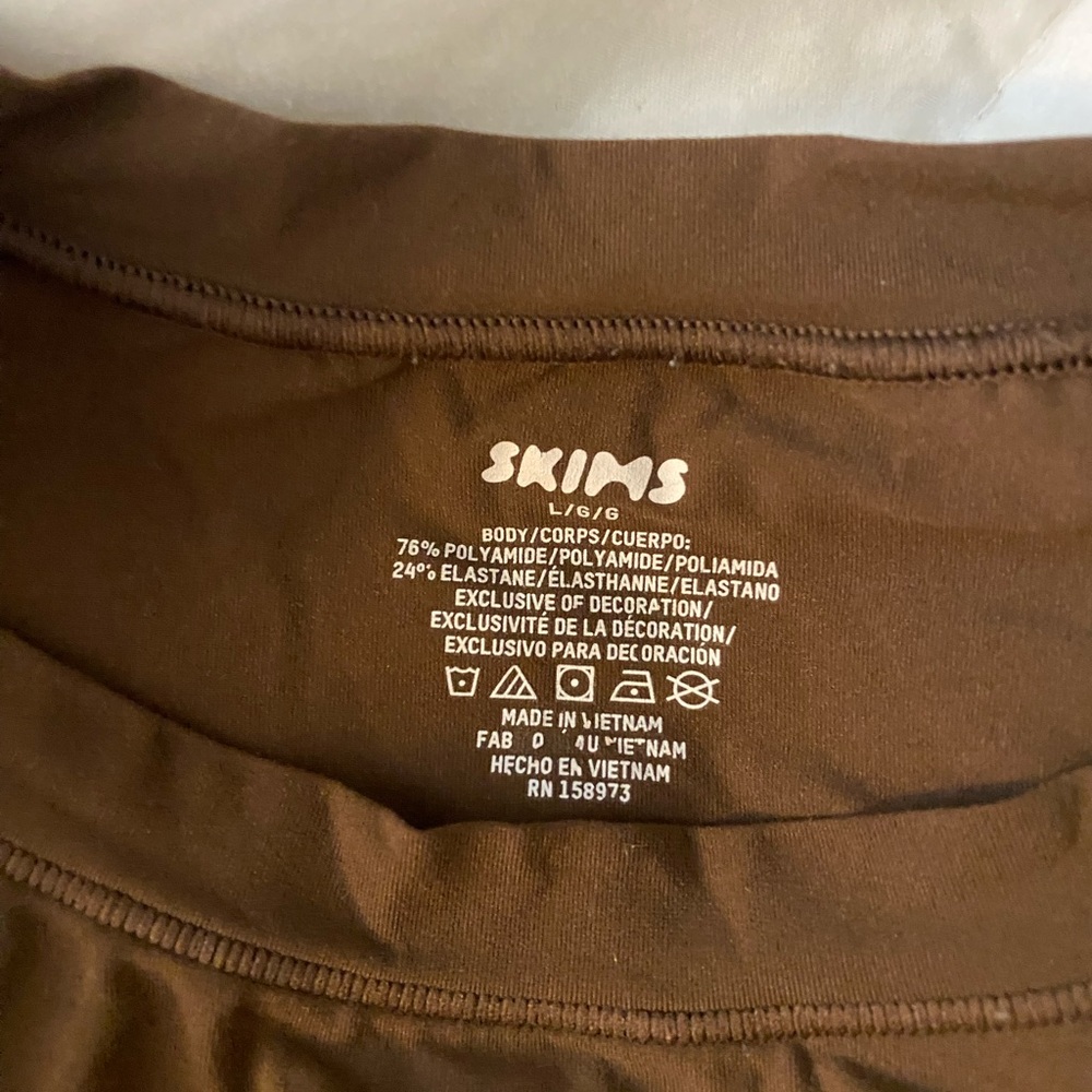SKIMS fits everybody long sleeve shirt